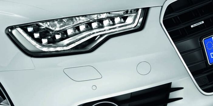 Audi is popularizing in the use of LED intelligent headlamps